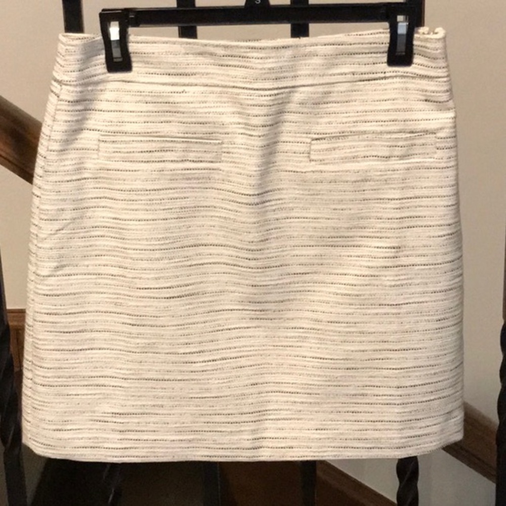 NWOT LOFT Tweed Shift Pocket Skirt size 4